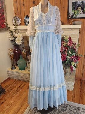 Vintage 70s Gunne Sax Corset Gown in Powder Blue